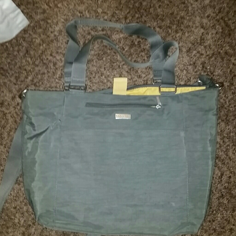 Baggallini crossbody tote bag